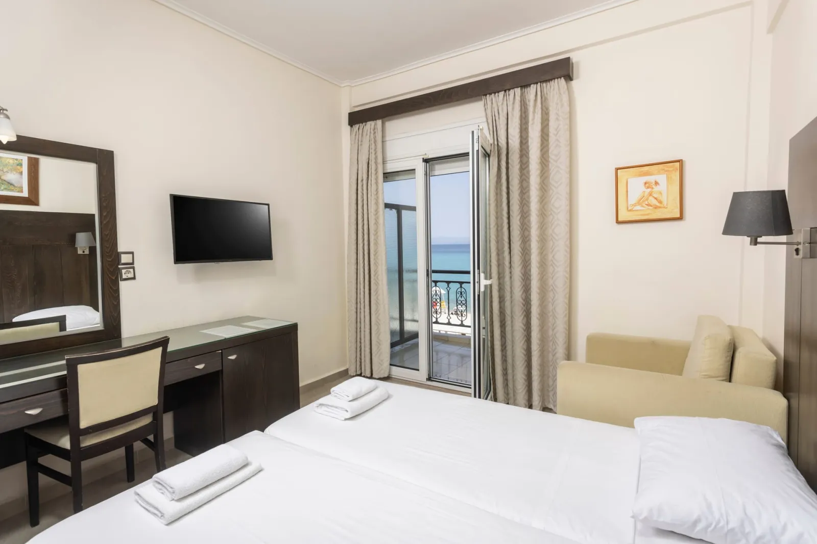 Hanioti GrandOtel, Hanioti, Grčka — Double Room Sea Front