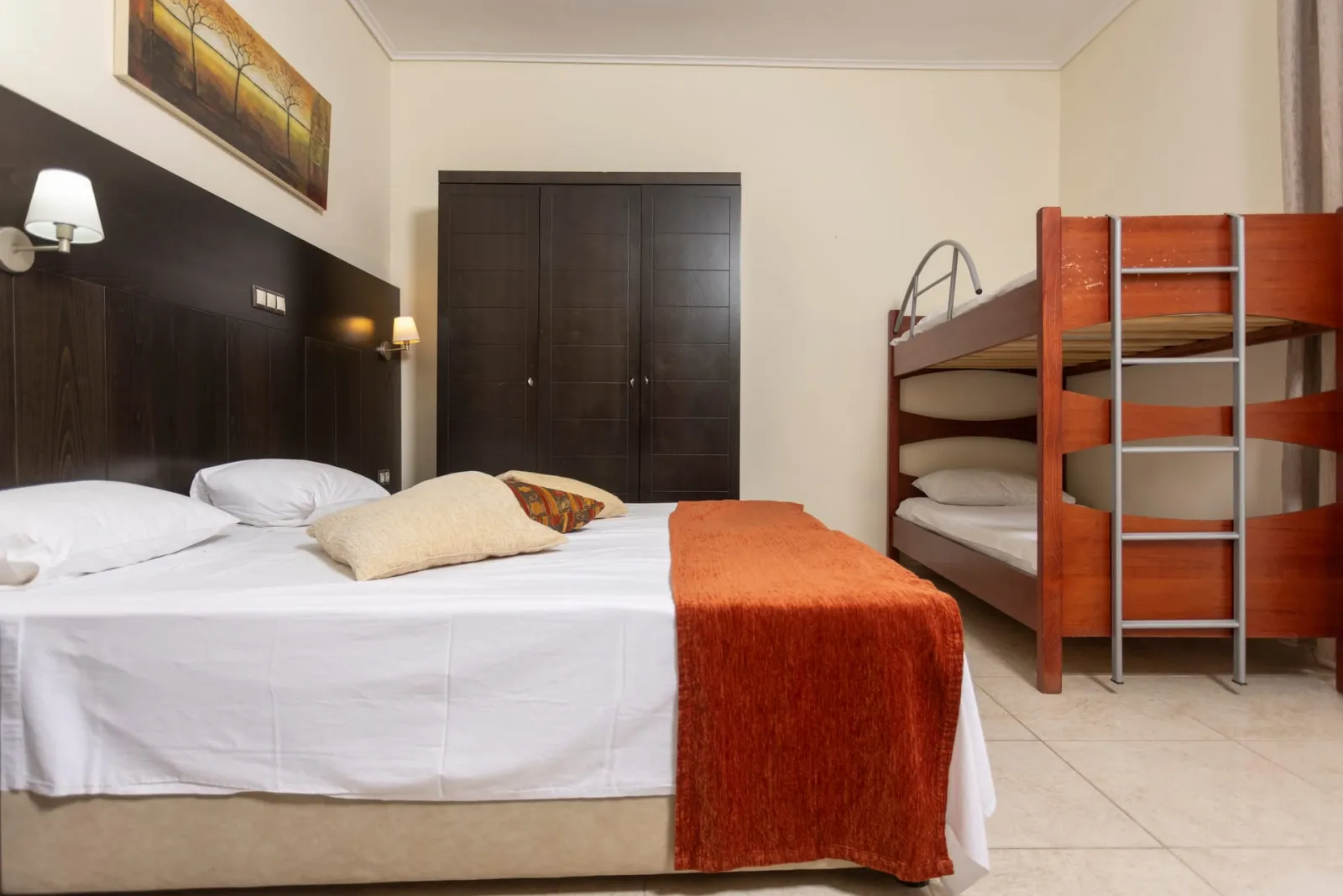 Hanioti GrandOtel, Hanioti, Grčka — Family Room