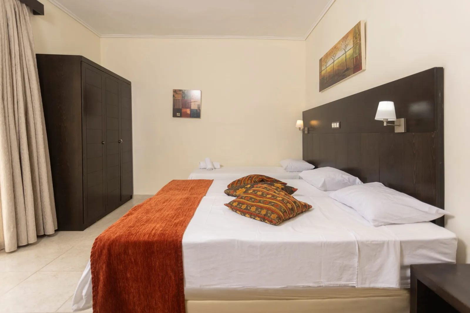 Hanioti GrandOtel, Hanioti, Grčka — Triple Room