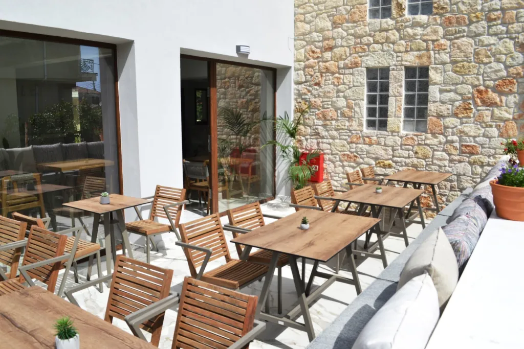 IADES suites, Afitos, Grčka — smeštajna jedinica