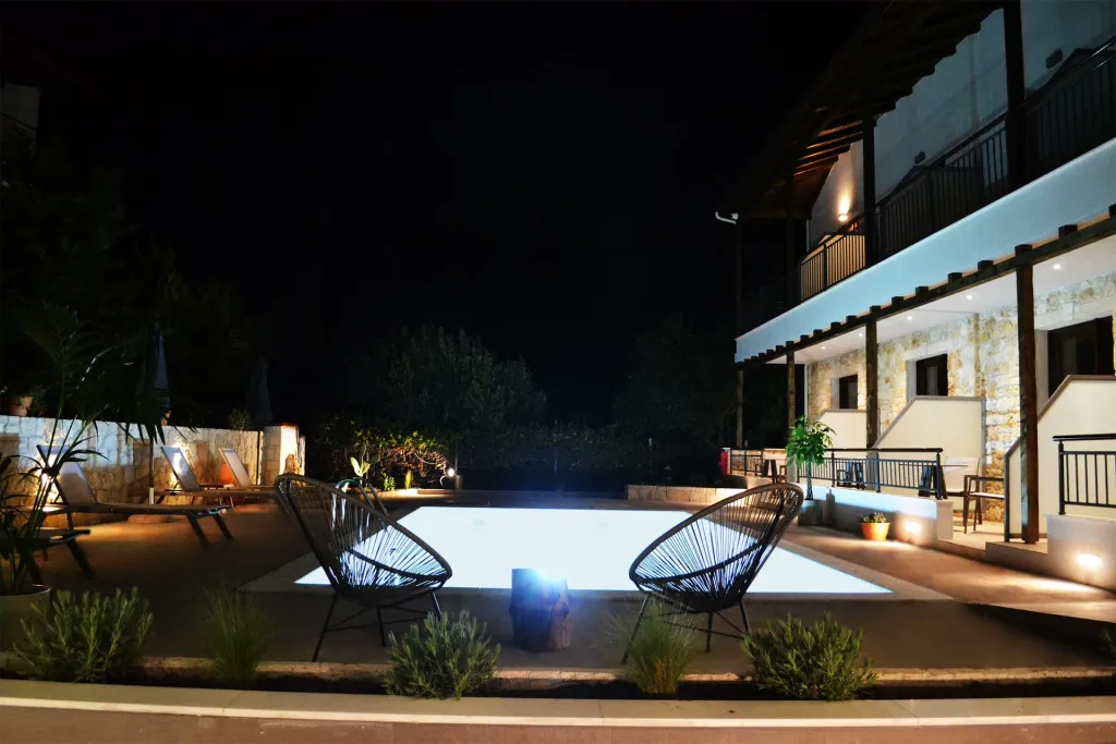 IADES suites, Afitos, Grčka — smeštajna jedinica
