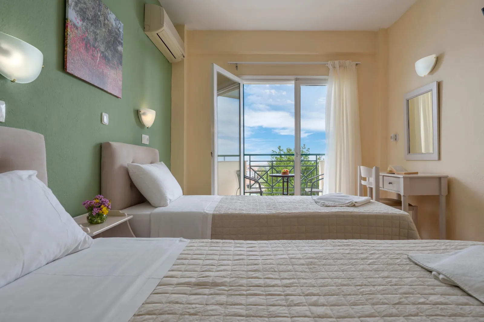 Julia Hotel Chalkidiki, Skala Furka, Grčka — Double Room with Sea View