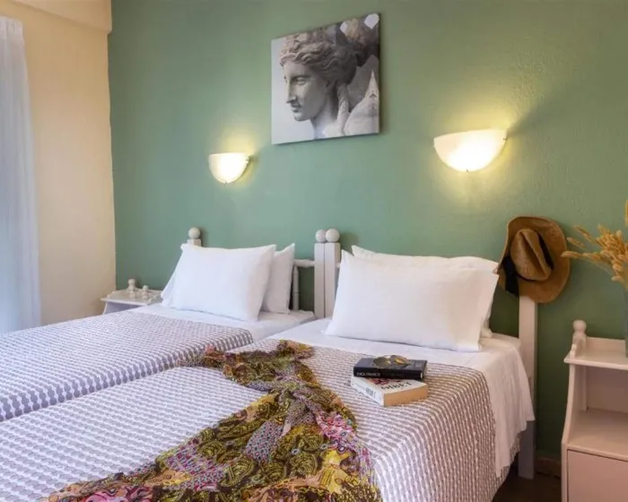 Julia Hotel Chalkidiki, Skala Furka, Grčka — Triple Room Triple Room Mountain View