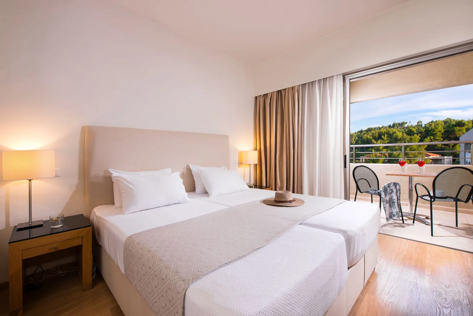 Kassandra Palace, Kriopigi, Grčka — Deluxe Room Garden View