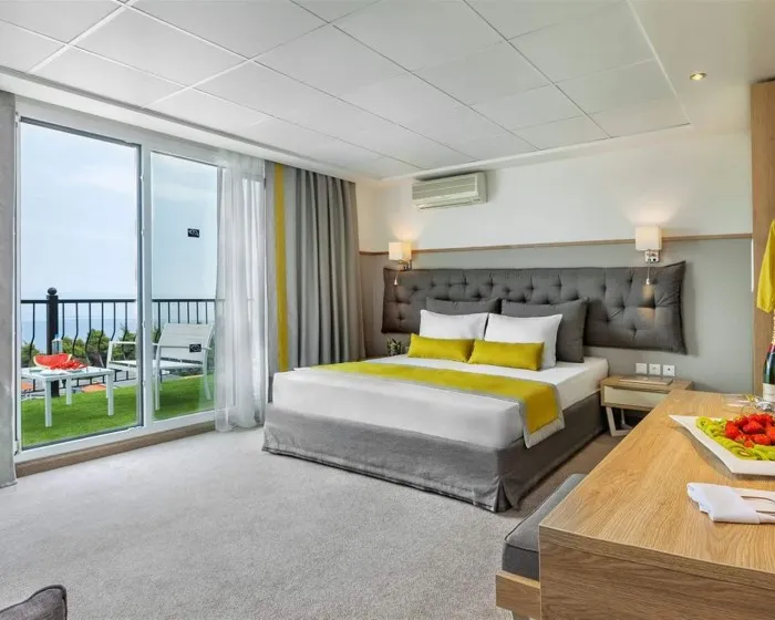 Kriopigi Hotel, Kriopigi, Grčka — Suite Deluxe Sea View
